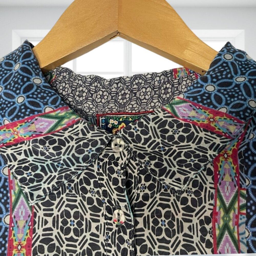 Johnny Was Patchwork Cupra Rayon Tunic Blouse M Boho Silk Feel Roll Tab Sleeve - Picture 7 of 13